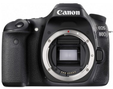 EOS 80D 24.2 MP, 3.0 Inch Vari-Angle Touchscreen LCD, Full HD Video DSLR Camera *FREE SHIPPING*