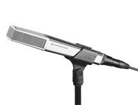 Supercardioid Dynamic Microphone With Low And High Equalization Switches